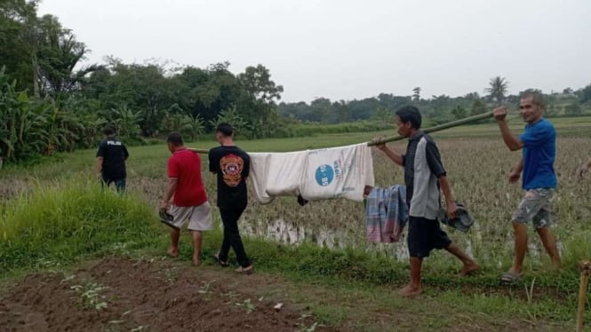 Remaja pria gantung diri di Kabupaten Tangerang.