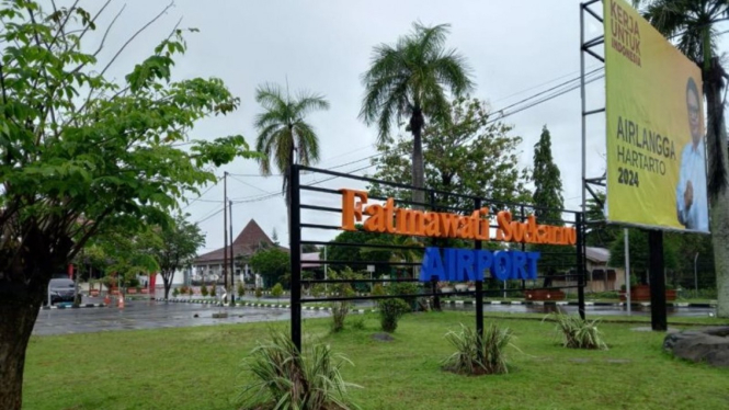 Bandara Fatmawati Soekarno, Bengkulu.