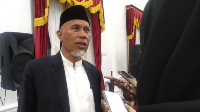 Gubernur Sumatera Barat, Mahyeldi.