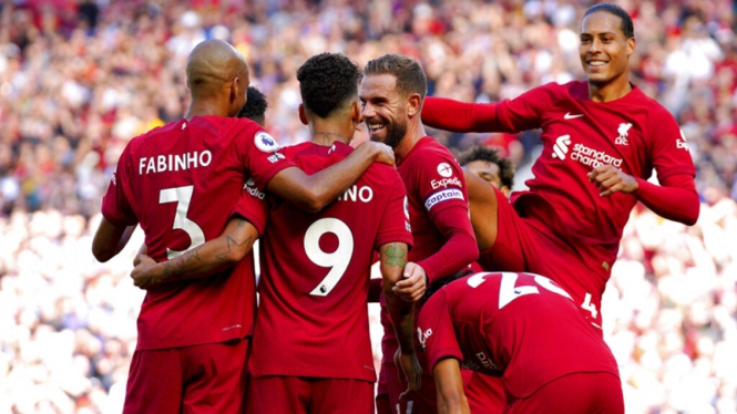 Pemain Liverpool merayakan gol ke gawang Bournemouth