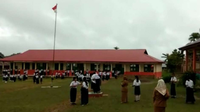 Suasana sebuah sekolah usai gempa M 6,2 guncang Mentawai.