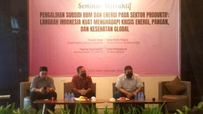 Seminar pengalihan Subsidi BBM Kestaria Muda Respublika.