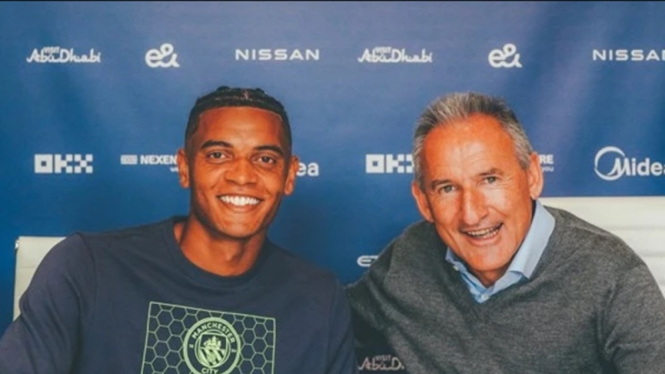 Manuel Akanji resmi jadi rekrutan Manchester City