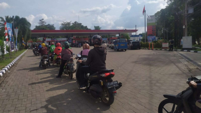 Efek Kenaikan Harga BBM Ke Industri Sepeda Motor Di Indonesia