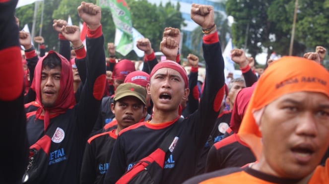 Demo Di DPR, Buruh: Dulu Zaman SBY, Puan Nangis-nangis BBM Naik