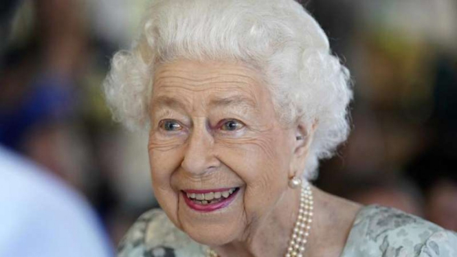 Ratu Elizabeth II saat berada di Thames Hospice, Maidenhead