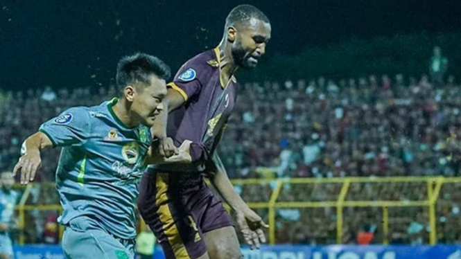 PSM Makassar vs Persebaya Surabaya