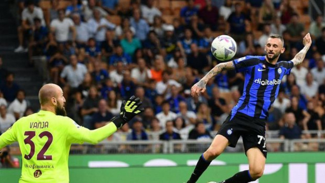 Brozovic mencetak gol untuk Inter Milan