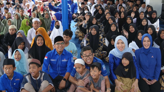 Ketua DPD Demokrat Sumut, M Lokot Nasution Bersama Ribuan Anak Yatim