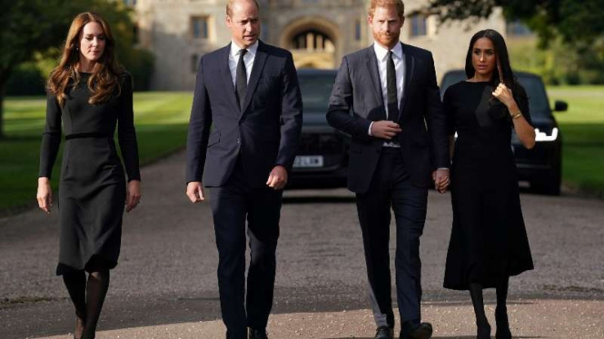 Pangeran William-Pangeran Harry serta Kate-Meghan di Kastil Windsor