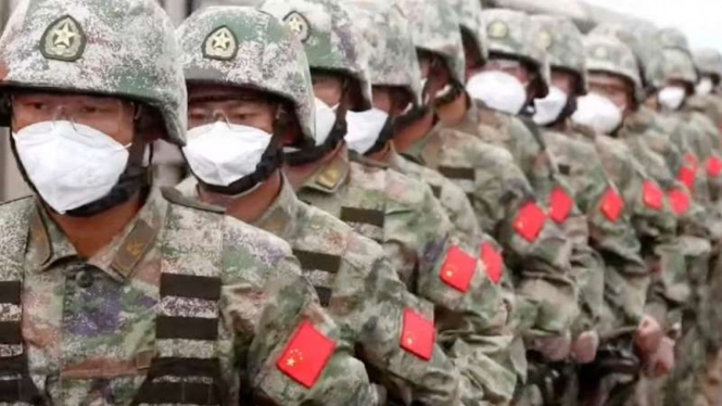 Tentara China saat latihan militer bersama dengan tentara Rusia, Agustus 2022