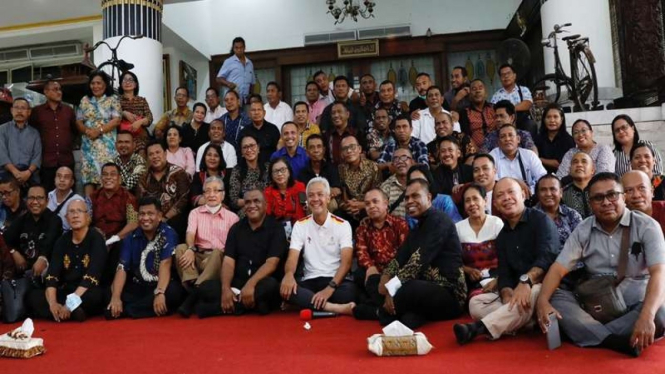 Ganjar Pranowo bersama Perkumpulan Pendeta Maluku 