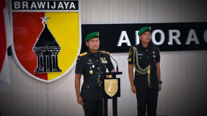 Di Ruang Hening 2 Kolonel Pejabat Kodam Brawijaya Tni Serahkan Jabatan