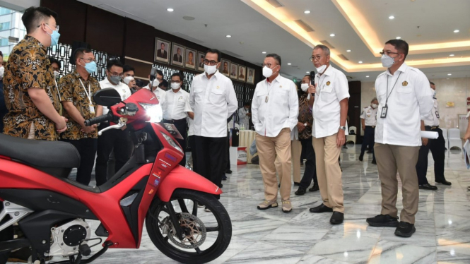 Motor listrik hasil konversi dipamerkan di Kementerian ESDM.