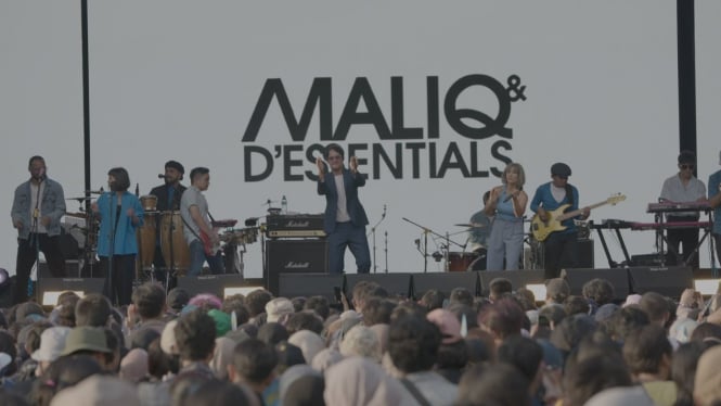 Maliq & DEssentials