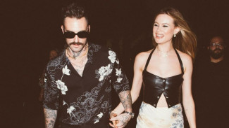Usai Skandal Perselingkuhan Adam Levine, Behati Prinsloo Pamer Baby Bump