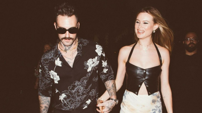 Adam Levine dan Behati Prinsloo.