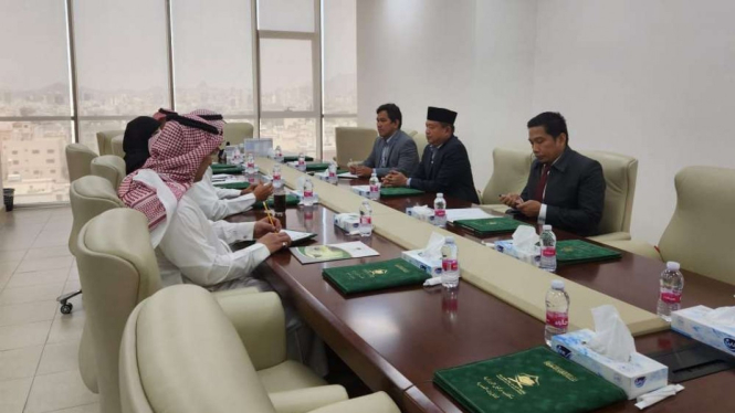 Konsul Haji KJRI bertemu Kementerian Haji dan Umrah Saudi di Jeddah.