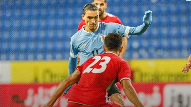 Pertandingan Timnas Iran vs Uruguay. 