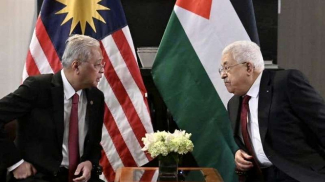 PM Malaysia Ismail Sabri Yaakob dan Presiden Palestina Mahmoud Abbas di New York