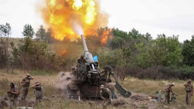 VIVA Militer: Pasukan Ukraina melancarkan serangan artileri di wilayah Kherson