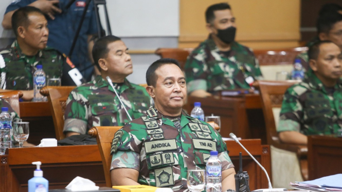Panglima TNI Andika Perkasa di Rapat Kerja dengan Komisi 1 DPR