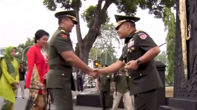 Panglima TNI Jenderal Andika dan KSAD Jenderal Dudung Abdurachman