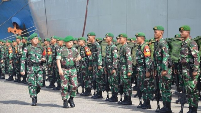 VIVA Militer: Pasukan Yonif 132/Bima Sakti bergerak masuk Papua.