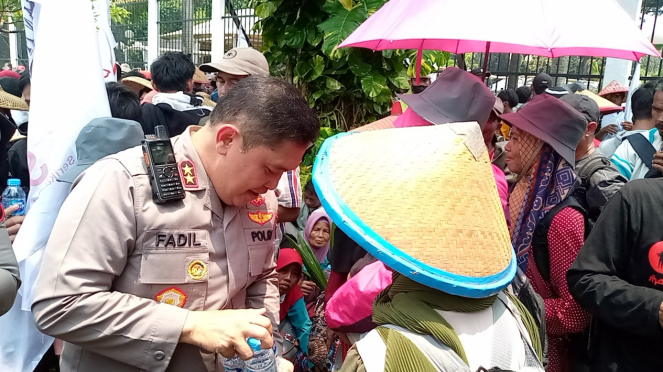 Buka Pelatihan BST Untuk Nelayan, Kapolda Metro: Keselamatan Jadi Yang ...