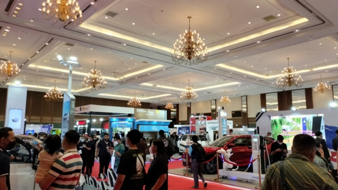 Pameran Indonesia Electric Motor Show 2022