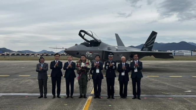 VIVA Militer: Wamenhan RI hadiri Flight Test Pesawat Tempur KF-21 di Korsel 