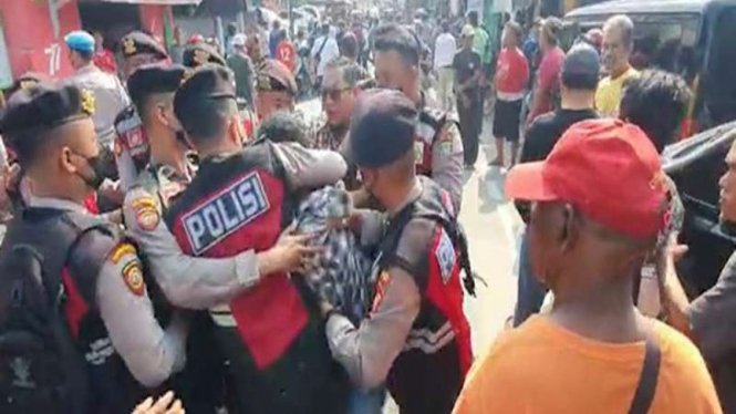 Eksekusi rumah di Kemayoran berlangsung ricuh