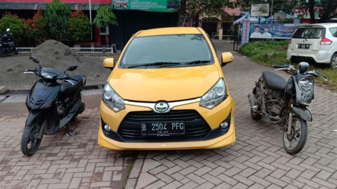 Mobil di Showroom yang Dicuri 2 Pelaku