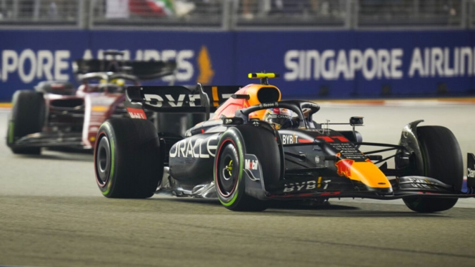 Pembalap Red Bull Sergio Perez di F1 GP Singapura