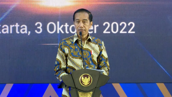 Presiden Jokowi dalam acara Kemitraan Inklusif untuk UMKM Naik Kelas di Smesco
