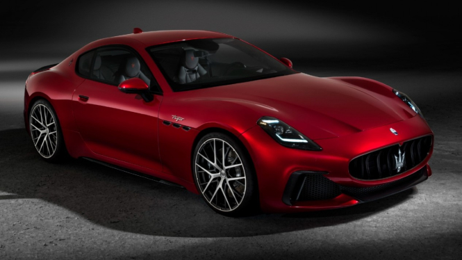 Ilustrasi gambar mobil Maserati bernama GranTurismo terbaru