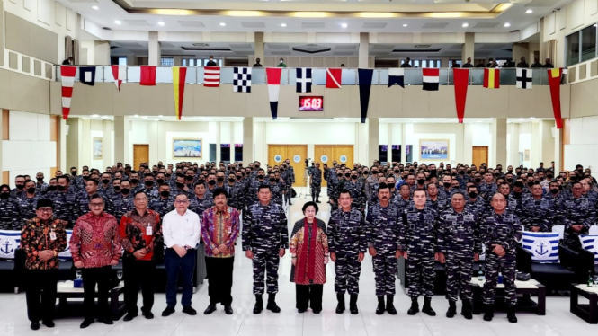 Presiden RI ke-5 Megawati Soekarnoputri di Seskoal TNI AL