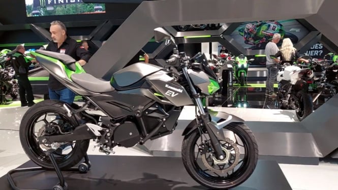 VIVA Otomotif: Kawasaki pamer motor listrik di Intermot 2022