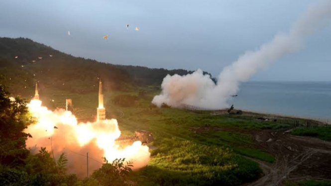 VIVA Militer: Peluncuran rudal balistik Hyunmoo-2 militer Korea Selatan