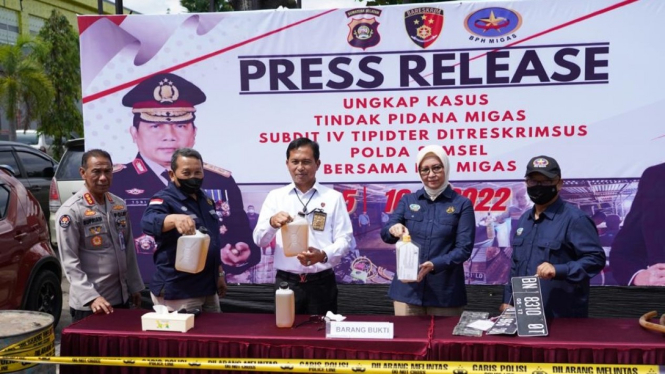 BPH Migas dan Polda Sumsel Ungkap Kasus Penyelewangan BBM Subsidi 7 Ton.