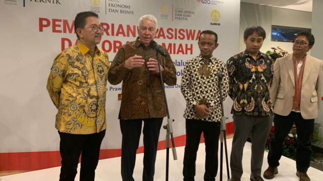 Bahlil Lahadalia dan CEO Freeport McMoRan Richard C.Adkerson gelar orasi ilmiah