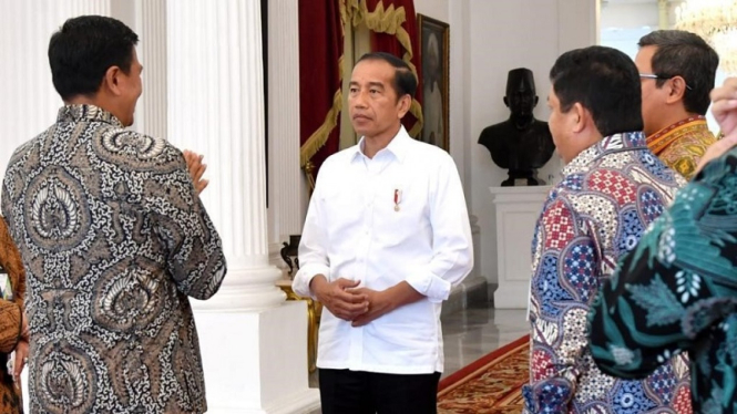 Presiden Jokowi menerima kunjungan Dewan Direksi BPJS Ketenagakerjaan