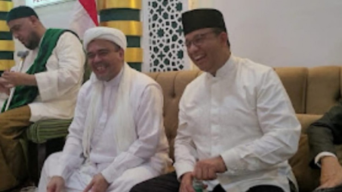 Habib Rizieq Shihab (HRS) dan Gubernur DKI Anies Baswedan.