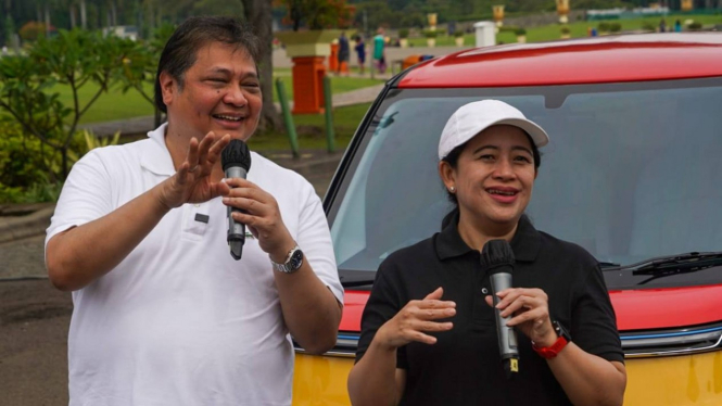 Ketua Umum Golkar AIrlangga Hartarto dan Ketua DPR Puan Maharani saat bertemu di Monas, beberapa waktu lalu.