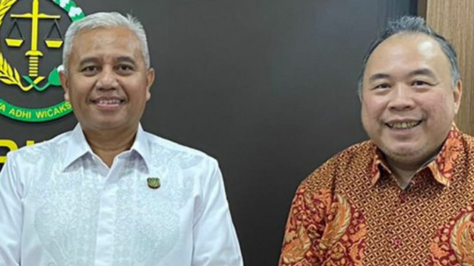 Laksamana Madya Anwar Saadi Penerima Penghargaan Nawacita 2022 bersama Direktur LKN Goenardjoadi Goenawan