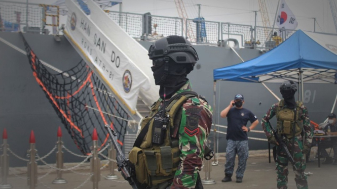VIVA Militer: Pasukan hantu laut Yonmarhanlan III siaga di kapal perang Korea