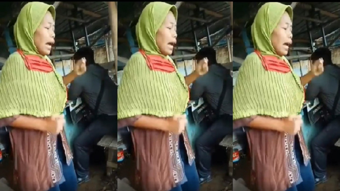 Viral Emak Emak Ditagih Utang Malah Nyanyi