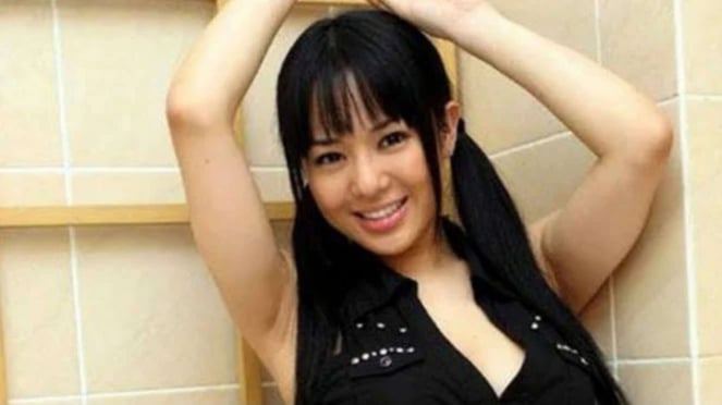 Bokep Ayu Ting Ting - 7 Bintang Porno Jepang Ini Sudah Taubat, Nomor 5 Gegara Kena Kanker Rahim |  Halaman 2