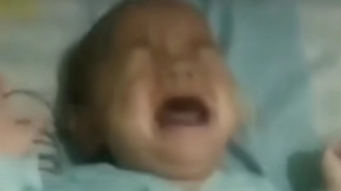Bayi menangis