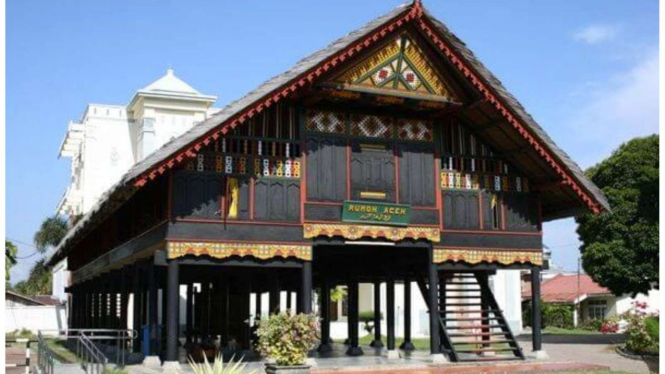 Rumah Krong Bade Aceh